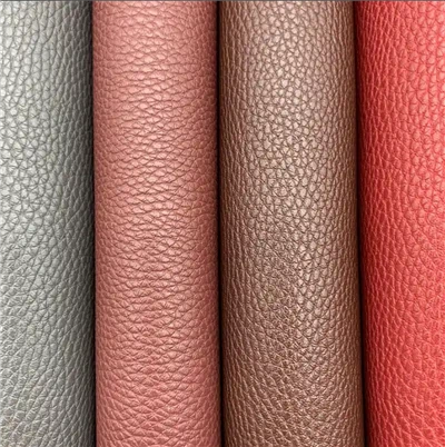 În comparație cu PVC, PU are următoarele avantaje